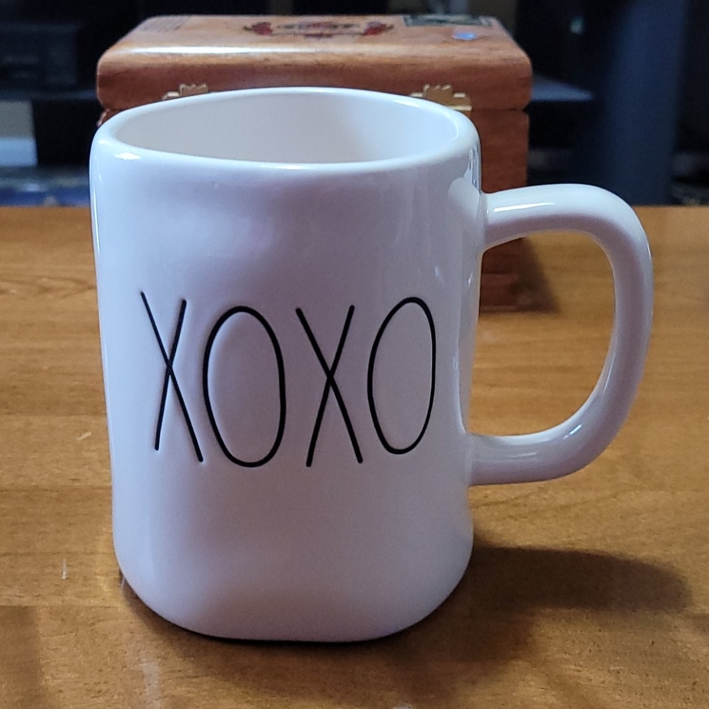 Rae Dunn "XOXO" Mug